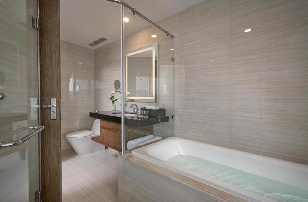 Luxury Seaview Panorama Nha Trang By Luna Bagian luar foto