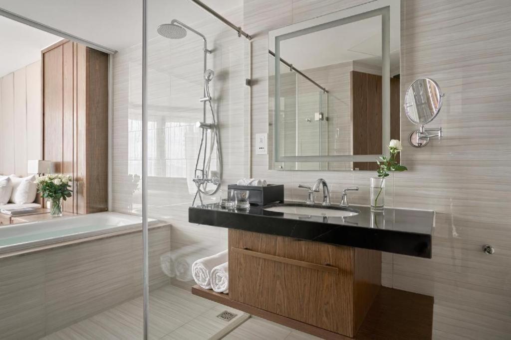 Luxury Seaview Panorama Nha Trang By Luna Bagian luar foto