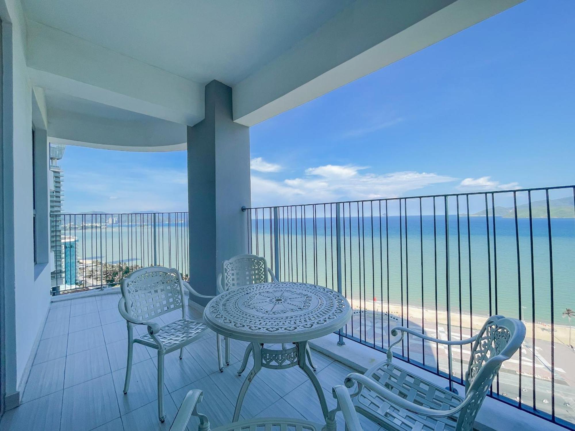 Luxury Seaview Panorama Nha Trang By Luna Bagian luar foto