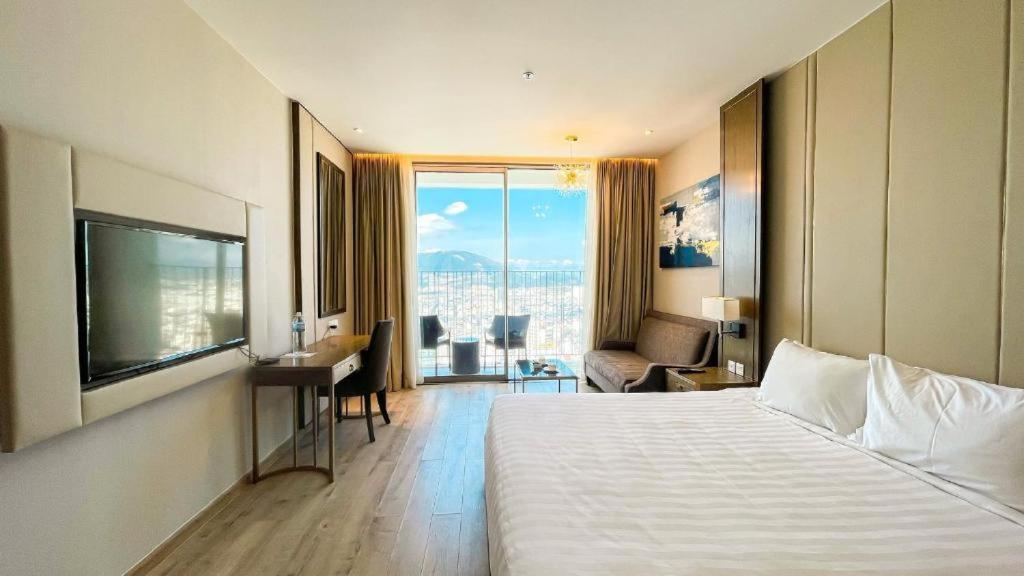 Luxury Seaview Panorama Nha Trang By Luna Bagian luar foto
